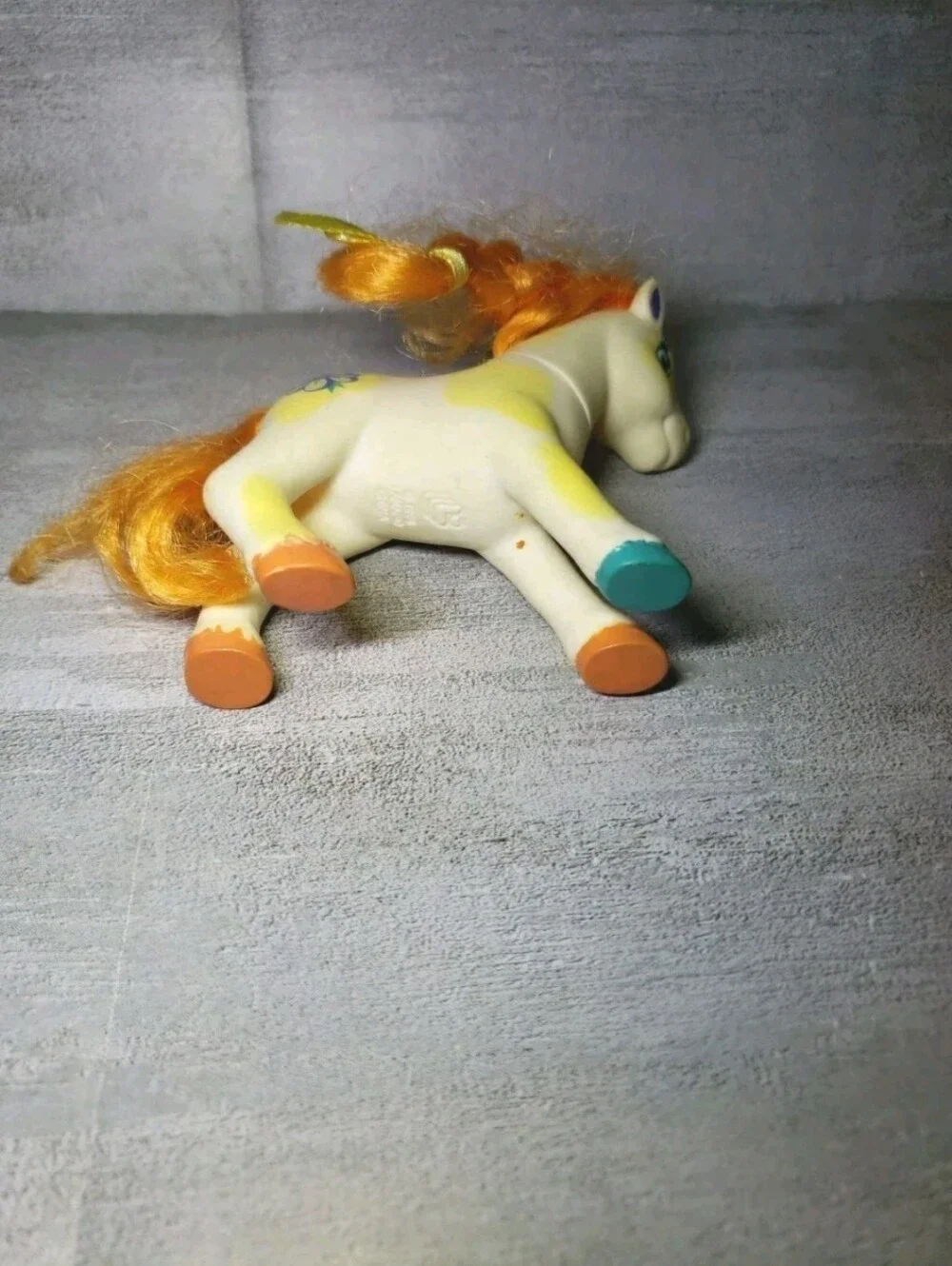 Vtg 1994 Fakie Party Pony Lanard Brushable